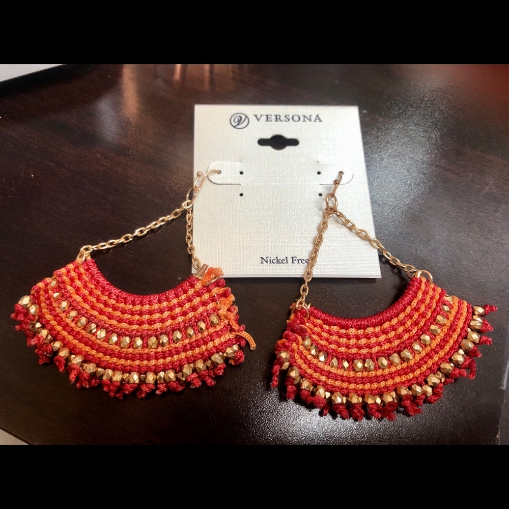 Versona brand new earrings !!